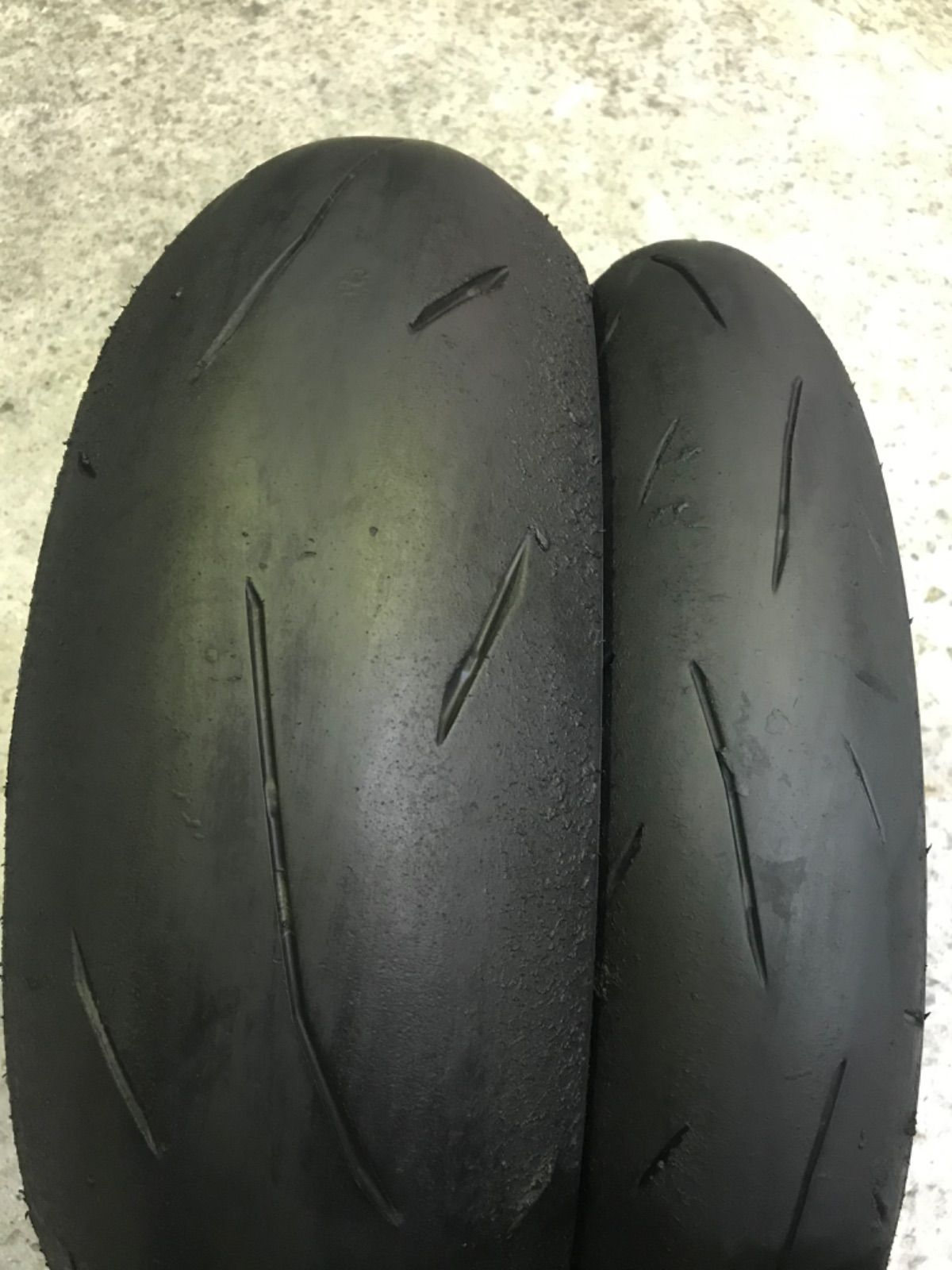 DUNLOP α14 前後セット！ 120/70ZR17 180/55ZR17 セット65 - 通販ネット