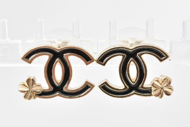 CHANEL ピアス　CCマーク/クローバー ブラック/ゴールド 楽天市場】シャネル ピアス CHANEL ピアス CCマーク/クローバー