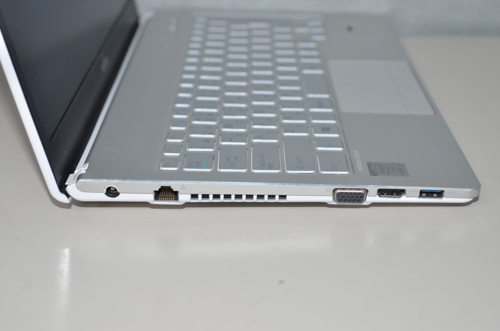 ジャンク品ノートパソコン 富士通 AH75/P i5-4200U メモリ8GB ジャンク品ノートパソコン 富士通 AH75/P i5-4200U メモリ8GBの