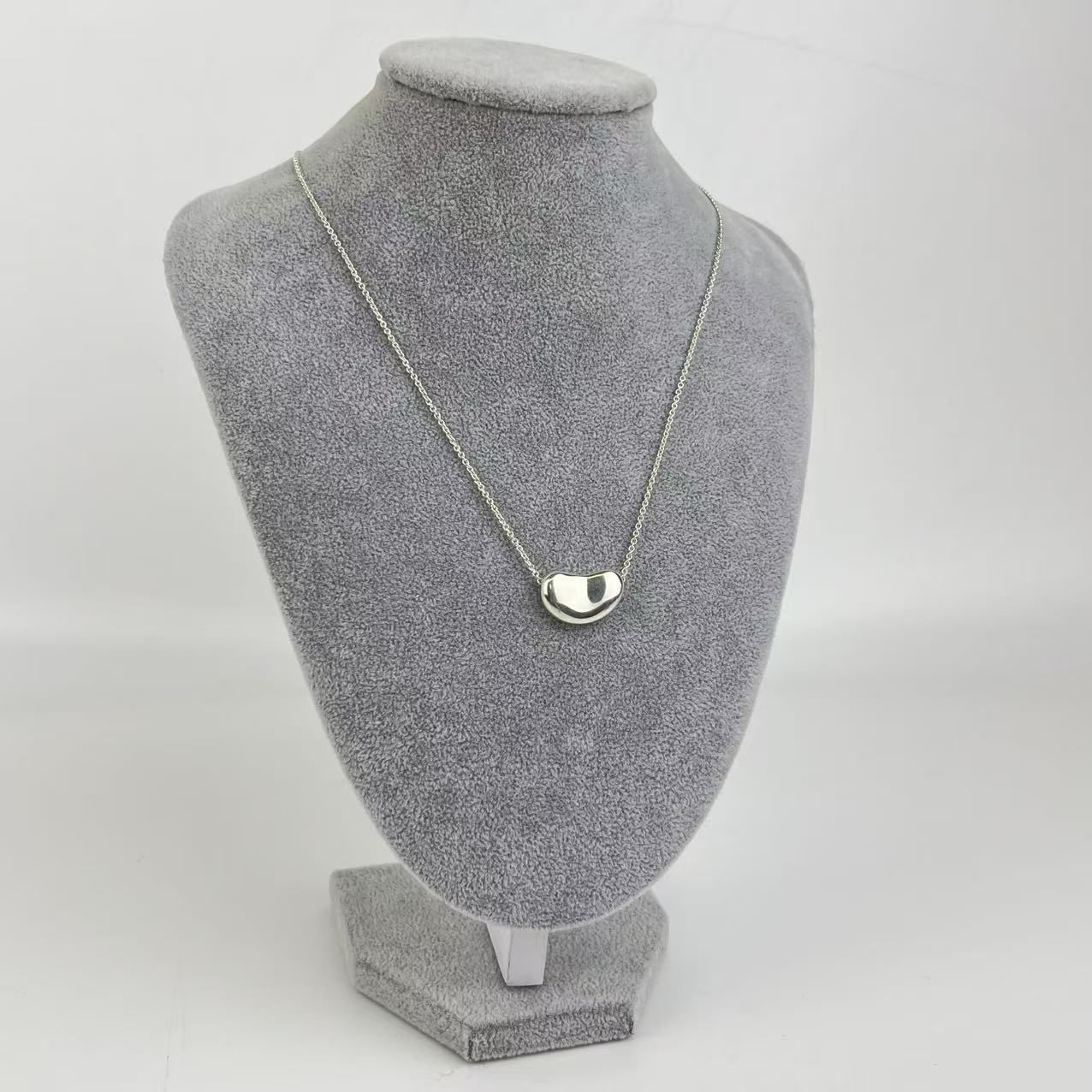 TIFFANY ティファニー アクセサリー ネックレス ペンダント ビーン  