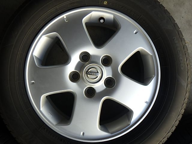 トヨタアリオン純正アルミホイール 195⁄65r15 スタッドレス付き 