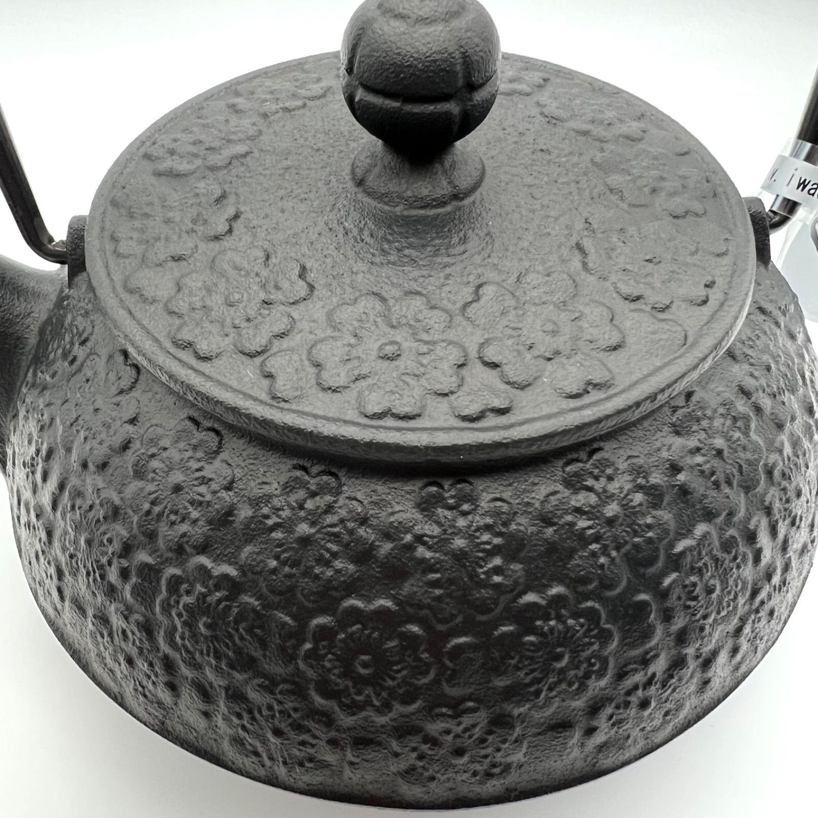 南部鉄器】岩鋳 鉄瓶兼用急須 5型 サクラ (直火対応）Iron