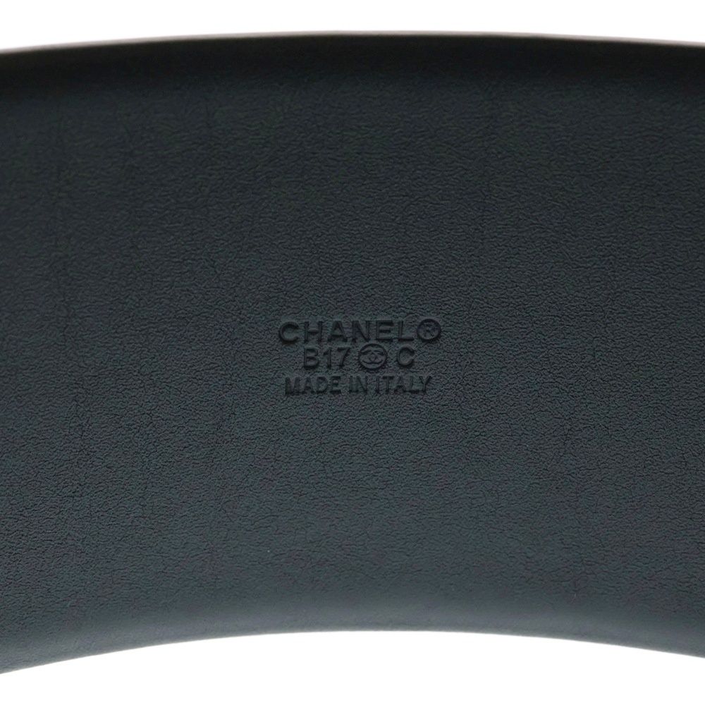 パテントレザー