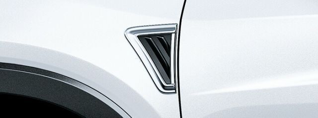 HONDA ホンダ VEZEL ヴェゼル ホンダ純正 フェンダーガーニッシュ（クロームメッキ／左右セット） ハイブリッド以外車用【 2013.12～次モデル】
