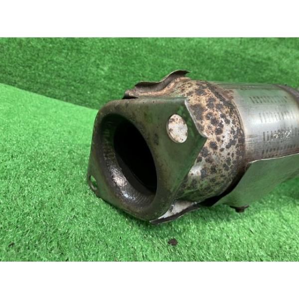 プリウス DAA-ZVW30 フロント マフラー パイプ 1F7