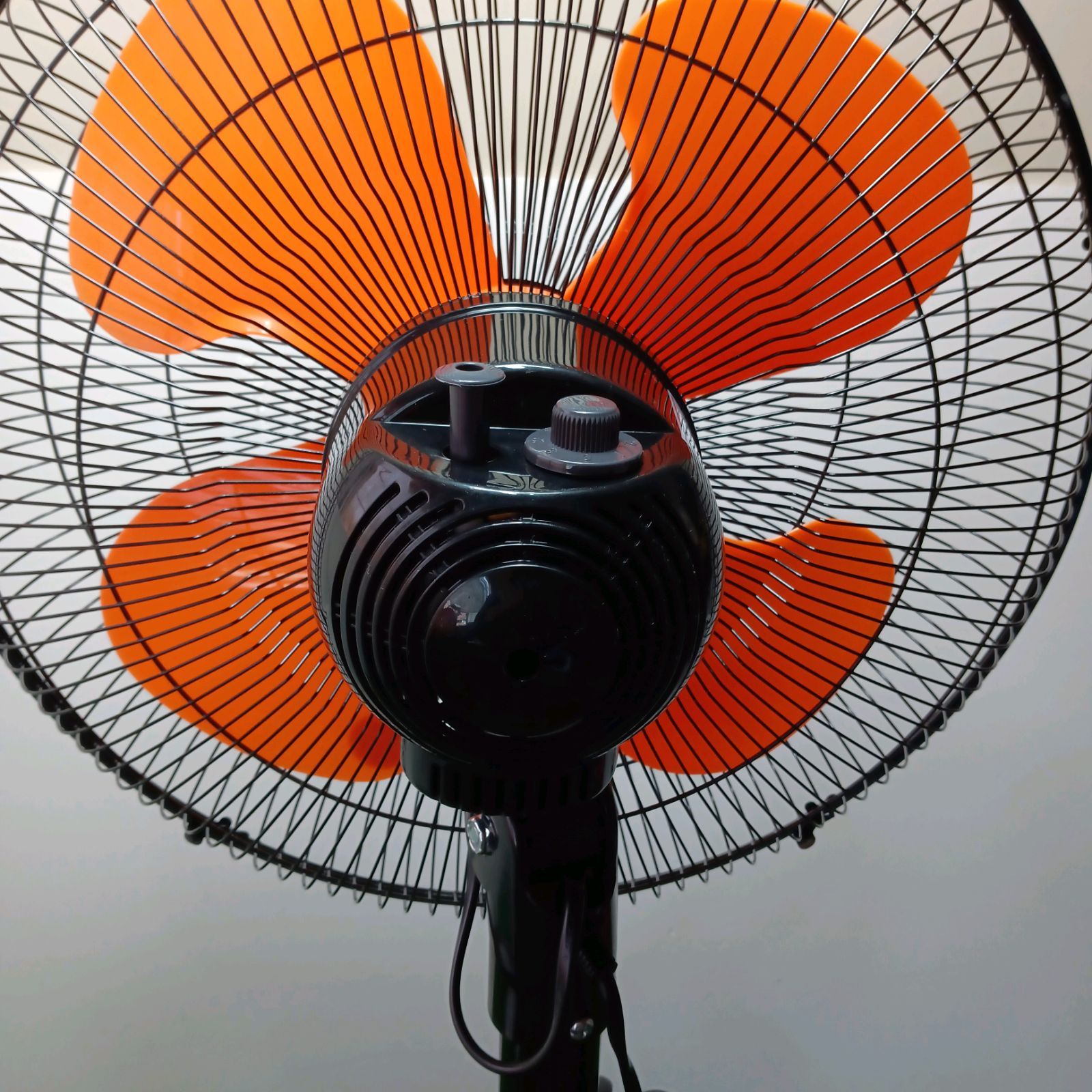 新光　工場扇　KS-45Y　新品 坂謙 新光 床置き型工場扇 4枚羽根式 45cm KS-45Y 1台（直送品