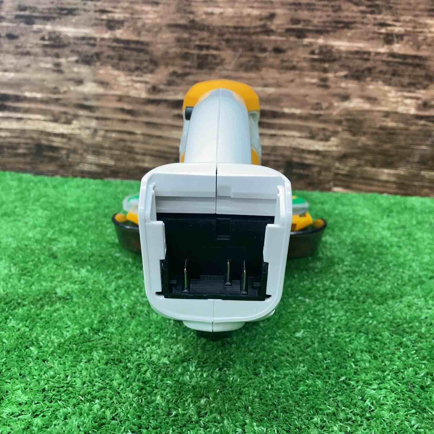 ホワイト イエロー