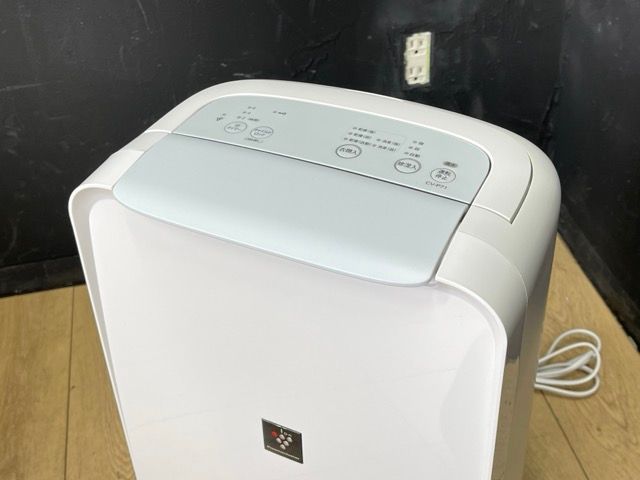 展示品 除湿機【中古】SHARP CV-P71-W 2024年製 ホワイト 衣類