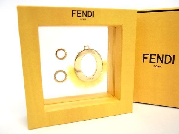 □極美品□ FENDI フェンディ ABCLICK エイビークリック O ペンダント