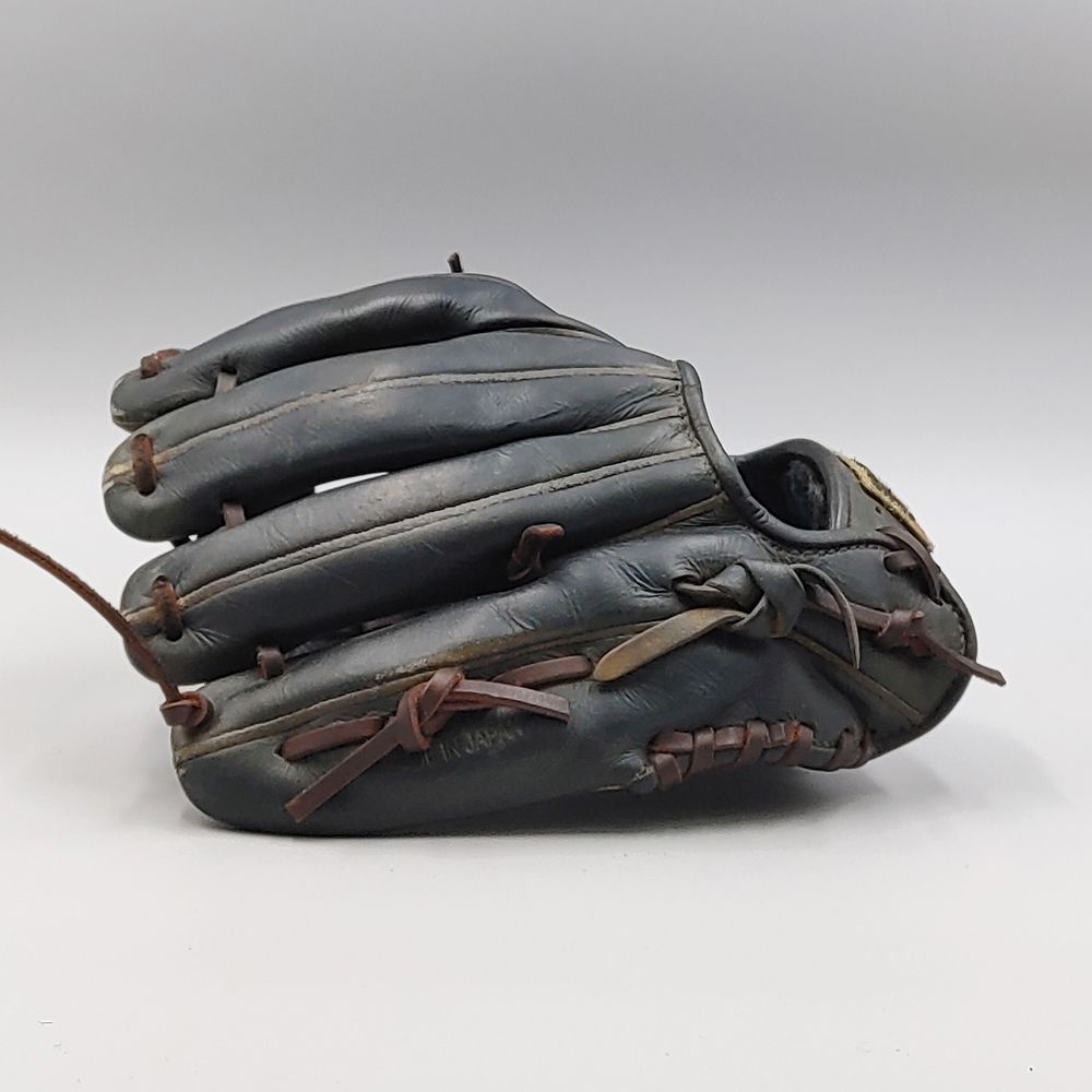 硬式グローブ 内野手用