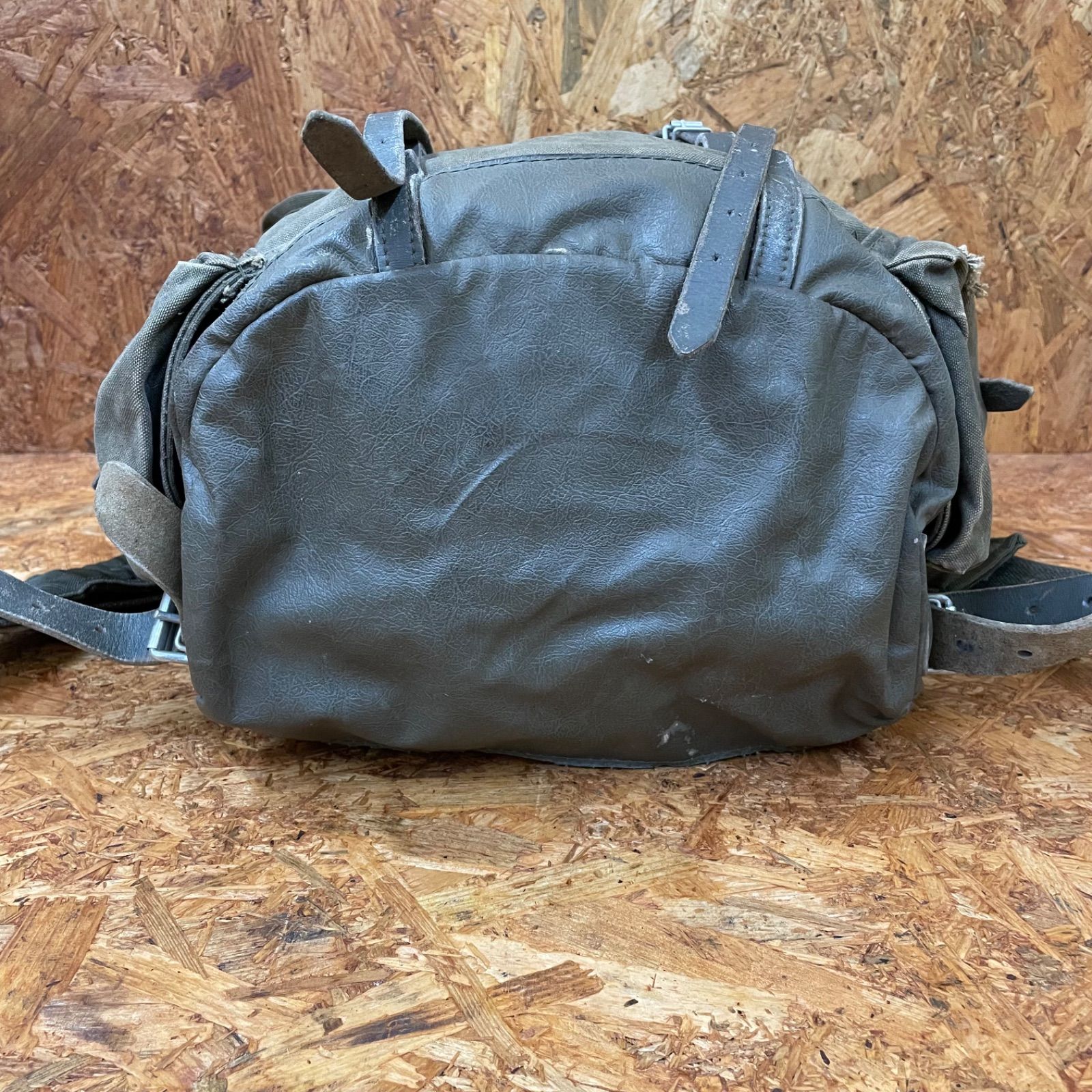 ドイツミリタリー　山岳バックパック　60s〜70s　ドイツ連邦軍 (西ドイツ軍) ドイツ軍放出品 リュックサック 山岳部隊 OD 西ドイツ ドイツ