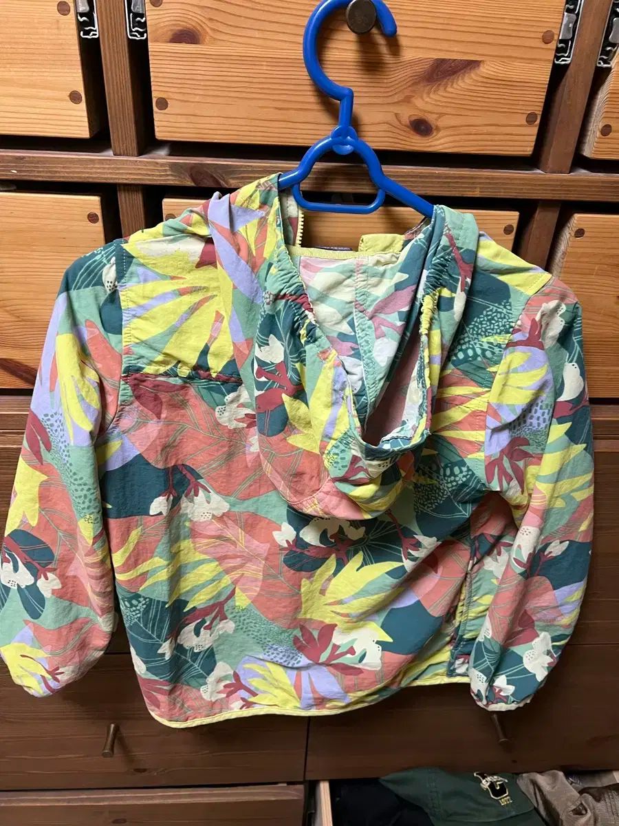 patagonia(パタゴニア) キッズ xs パタゴニア キッズ XS S ピンク ブルー