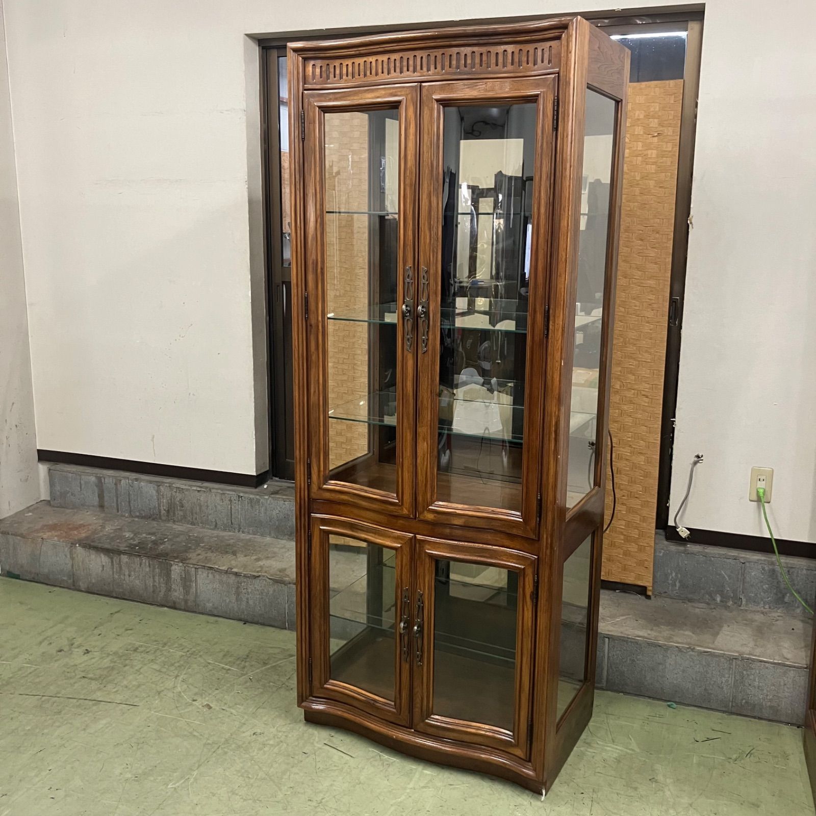 ●2 げ交渉 DREXEL HERITAGE ドレクセル ヘリテイジ GRAND VILLA グランドヴィラ 飾り棚 直接引き取り推奨 横浜市保土ヶ谷区今井町