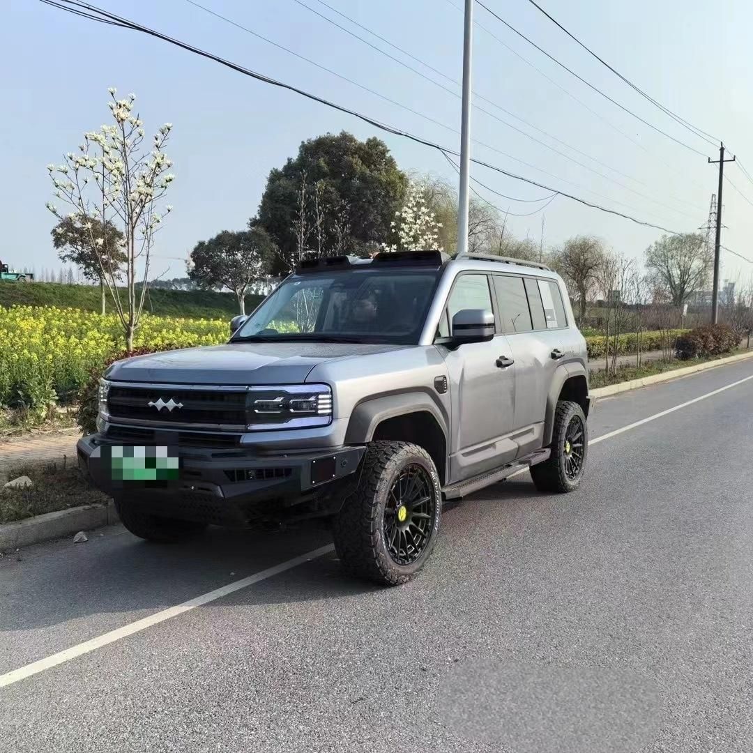 比亚迪方程豹5 探照灯 - 高輝度 耐久性抜群 安全性向上