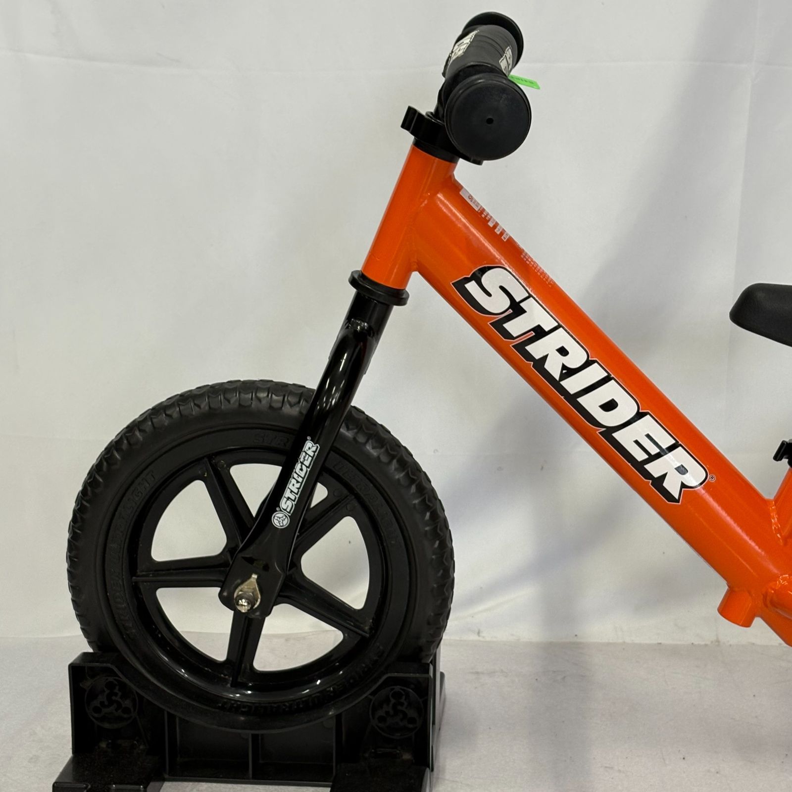 極美品 STRIDER 12 SPORT ストライダー スポーツ バランスバイク オレンジ