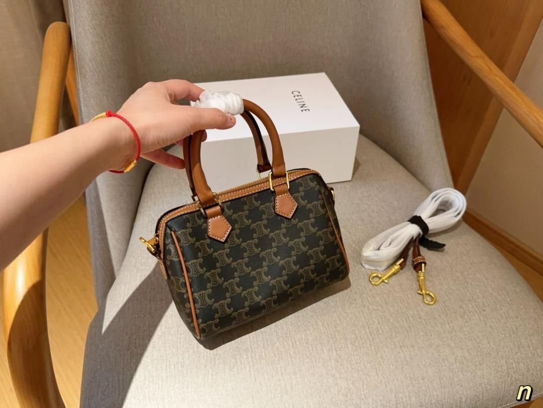 セリーヌバイエディスリマン 2WAYショルダーバッグ-MM輸入1