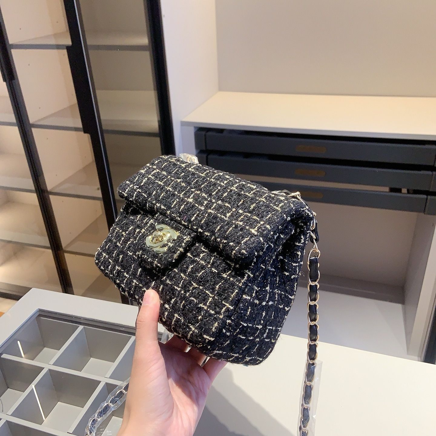 チェーンバッグ＆スクエアバッグ＆ウォレット