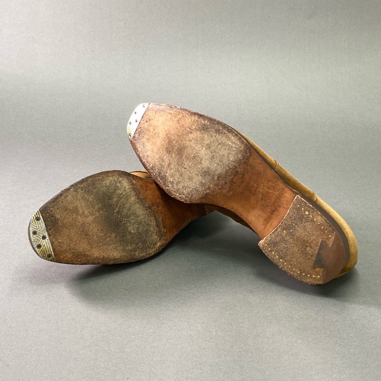 e Cleverley ジョージクレバリー スエード シューズ 高尚な英国シューズブランド、「ジョージ クレバリー」の新作