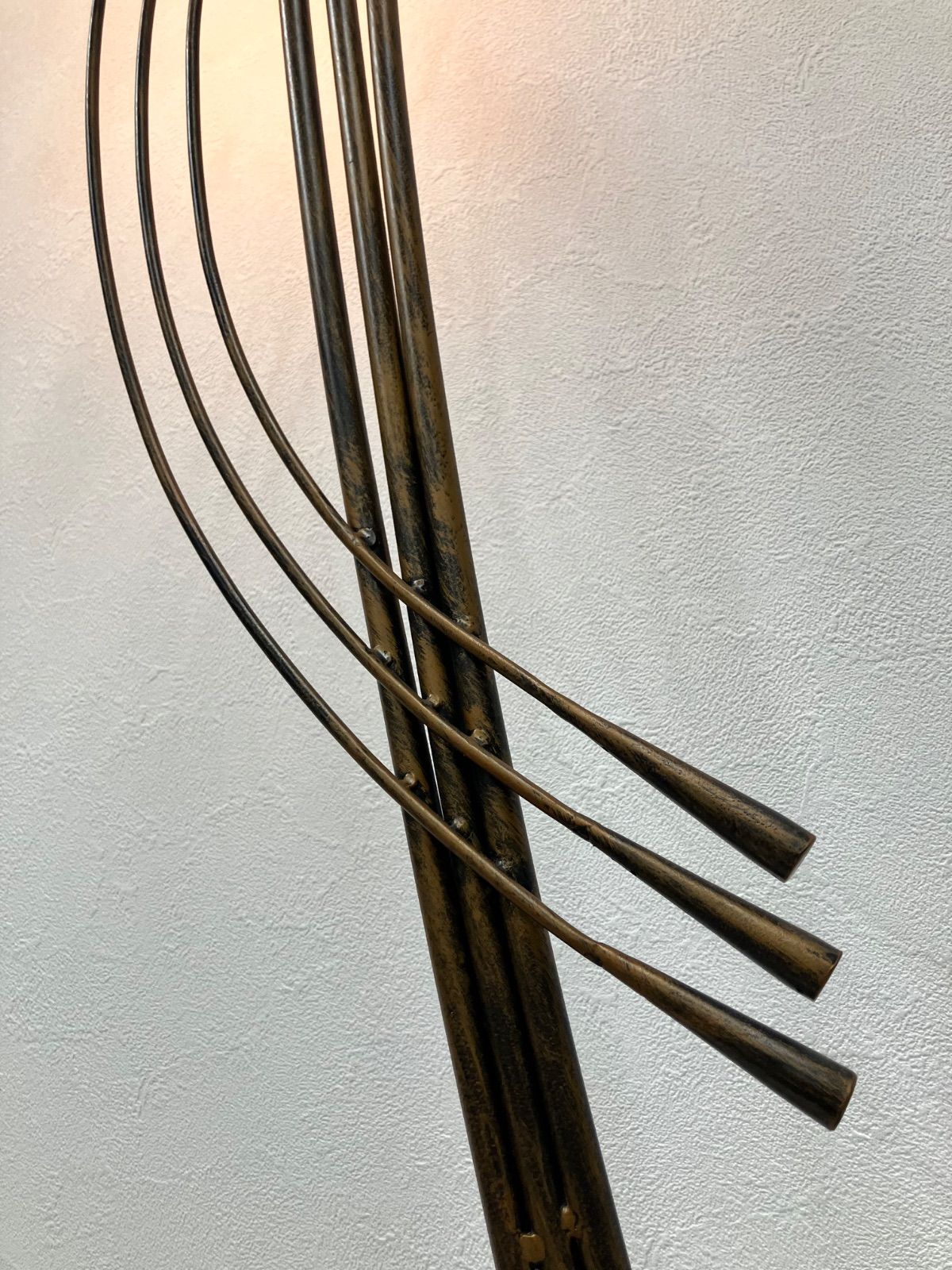 フロアスタンドランプ