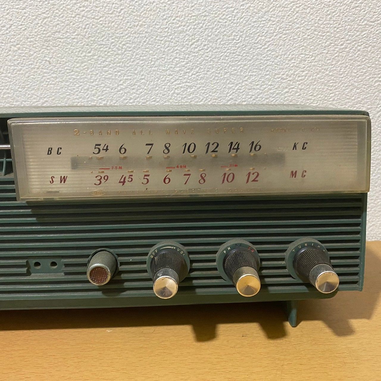 シャープ 真空管ラジオ UC-101 昭和 アンティーク (SZT962) - メルカリ