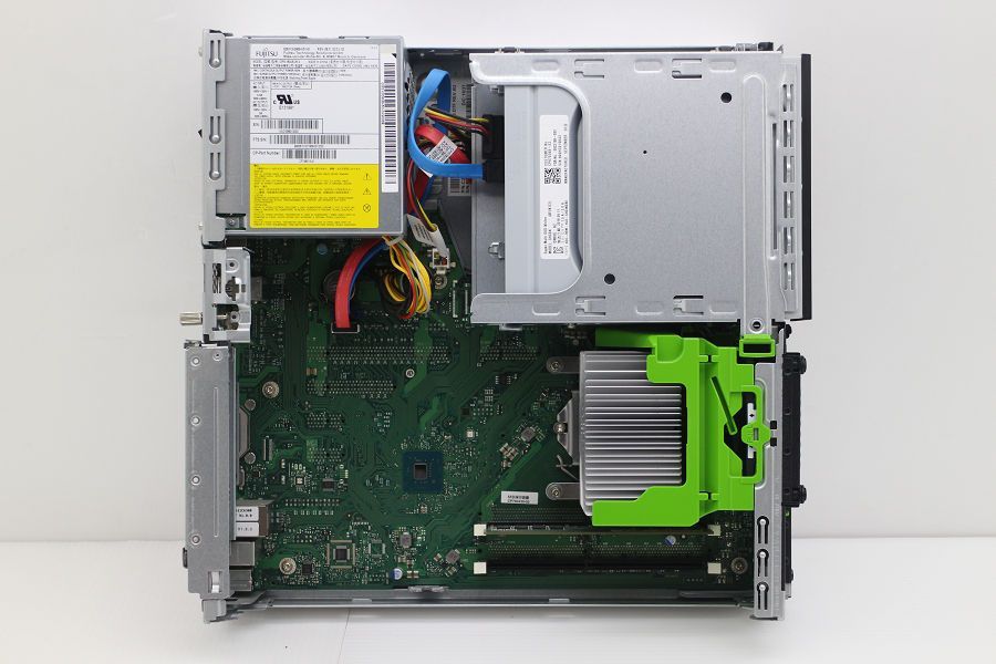 富士通 ESPRIMO D588/TX Core i3 8100 3.6GHz/8GB/256GB(SSD