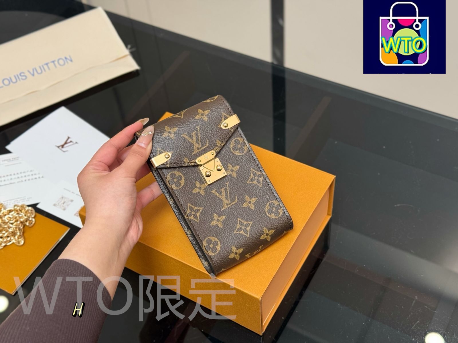 コンパクトスマート☆Louis Vuitton☆フォン ポーチ メティス org.jpg