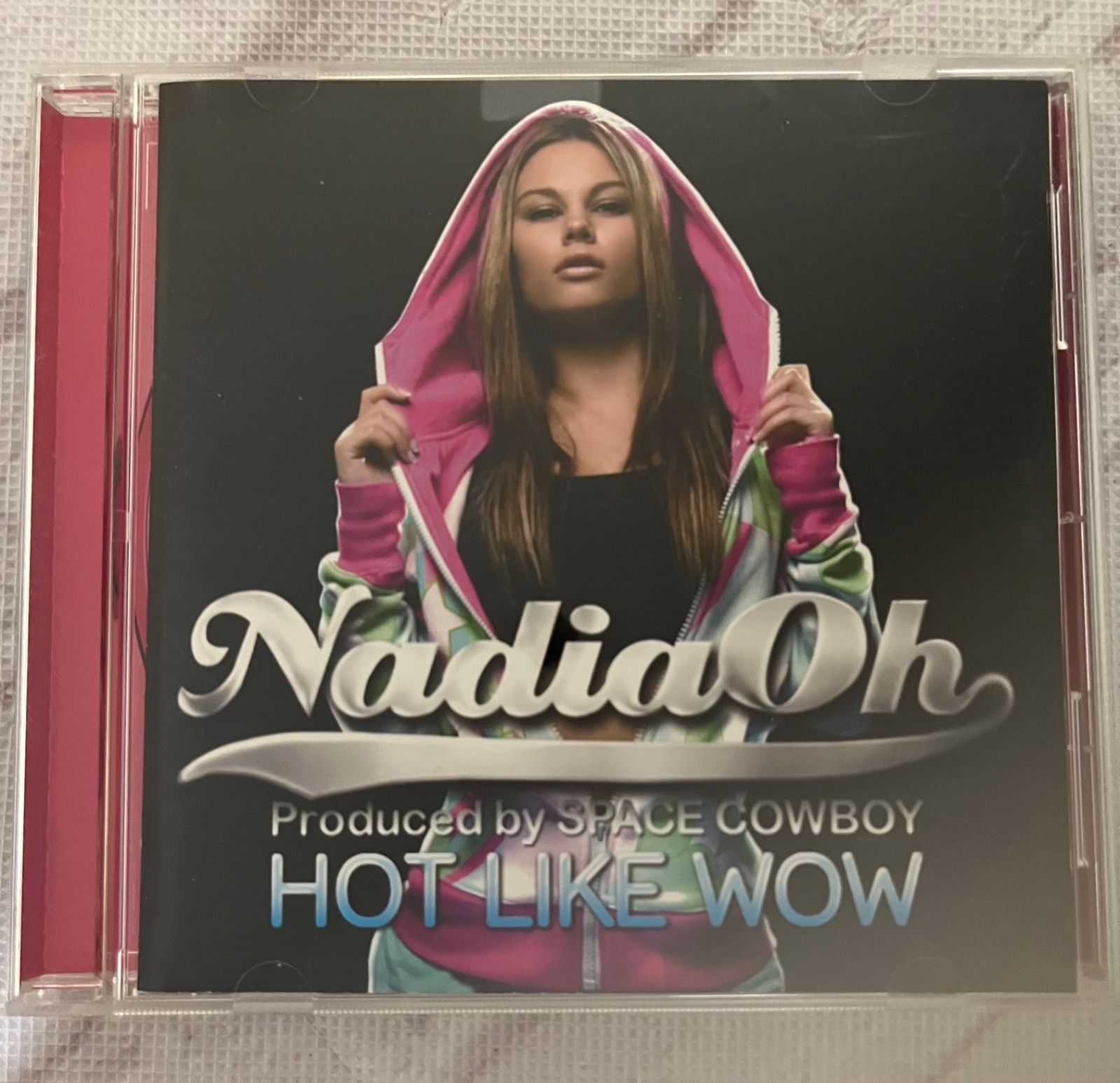 ナディア・オー ホット・ライク・ワオ Njdia Oh Hot like wow - メルカリ