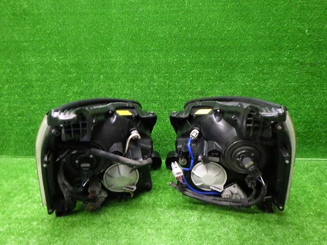 ヘッドライト左右 HID