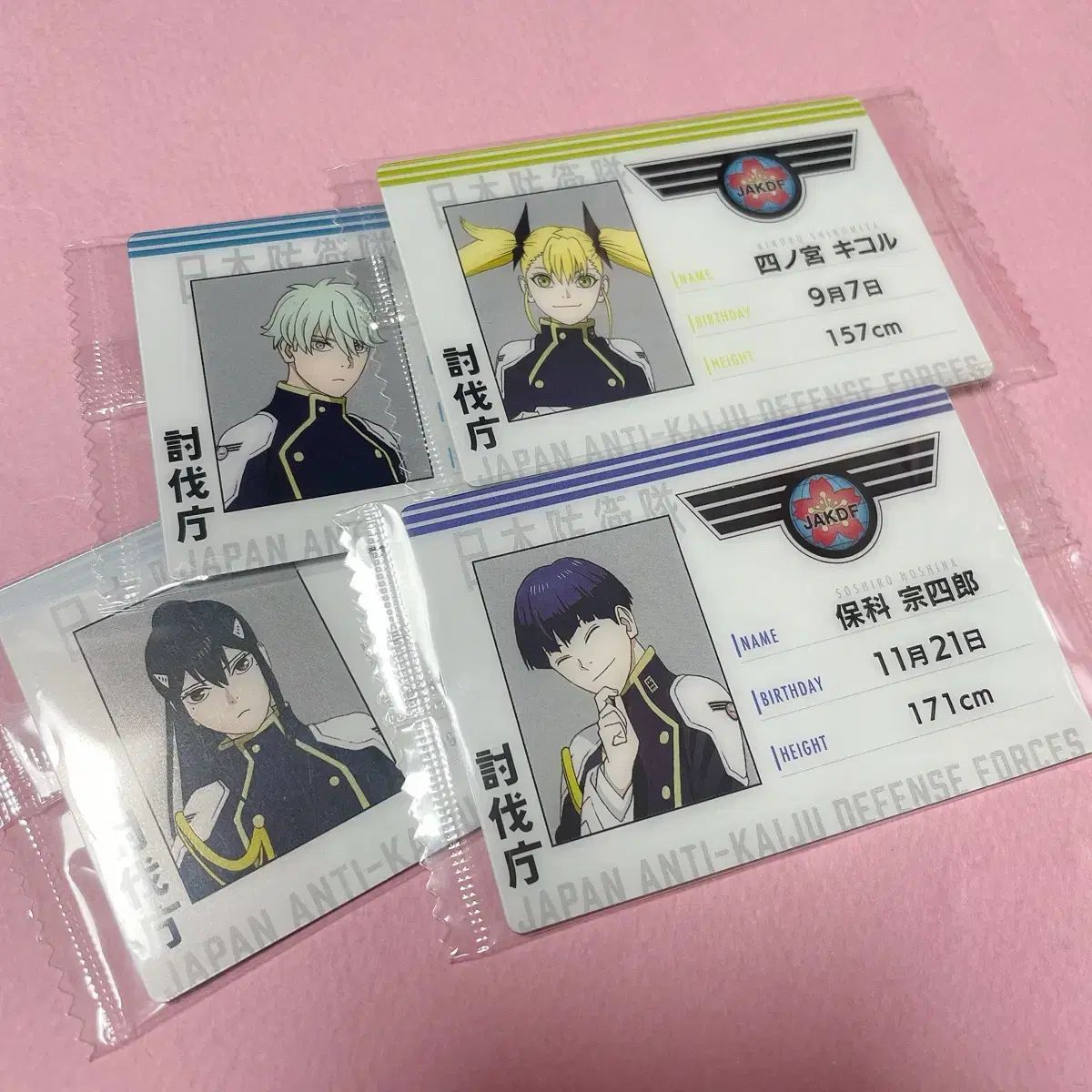 【雷市場（ポンジャン）商品韓国直送】 モンスター 8 サブパラグラフ デウォンカード ホシナ ミナ キコル リノ ウェハース カード