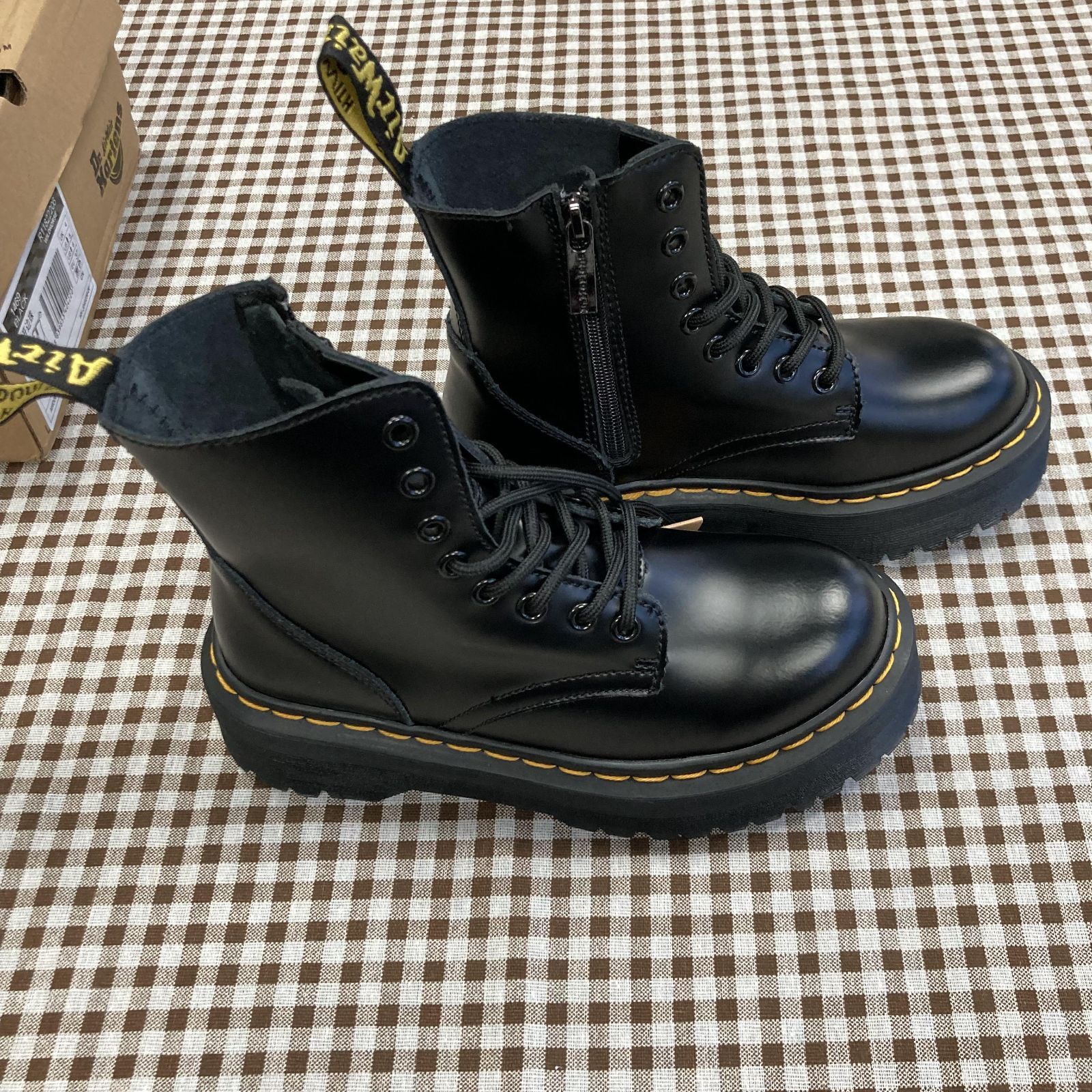 イドンマックス ドクターマーチン