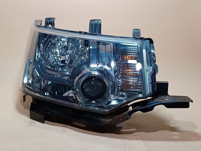 デリカD:5 右クリアランスレンズ 車 デリカD:5 右クリアランスレンズ