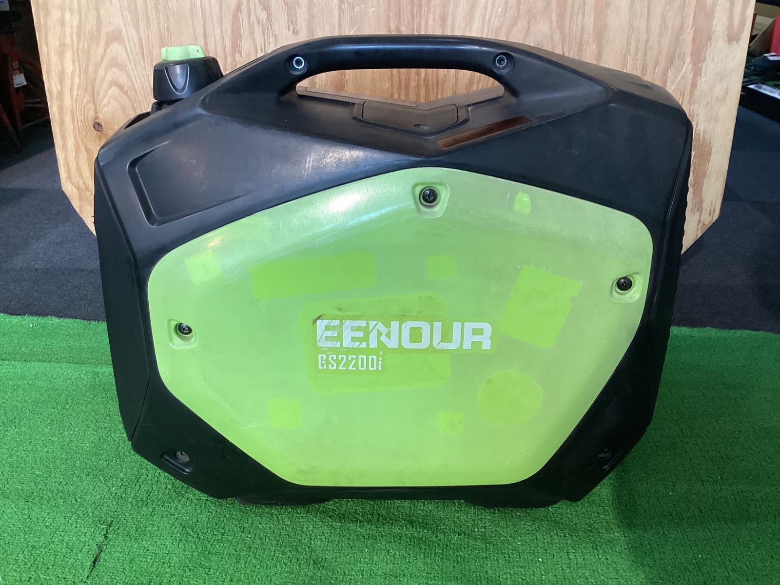 動作未 ジャンク品 EENOUR GS2200i インバーター発電機 動作未 ストリング修復跡有 リール巻取不良 現状品 ケ-172