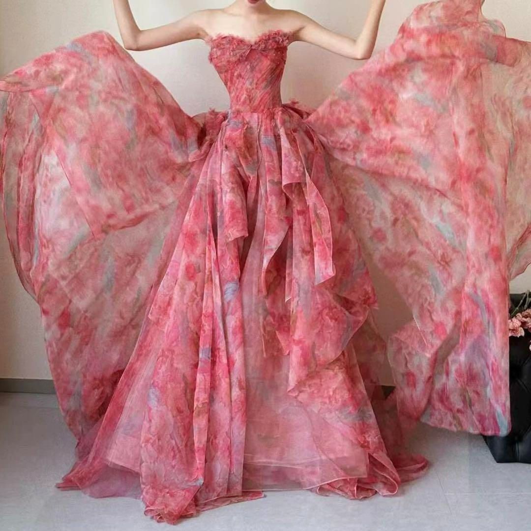 花柄がオシャレで美しい ベア イブニングドレス 花柄がオシャレでゴージャスなベア イブニングドレス - メルカリ