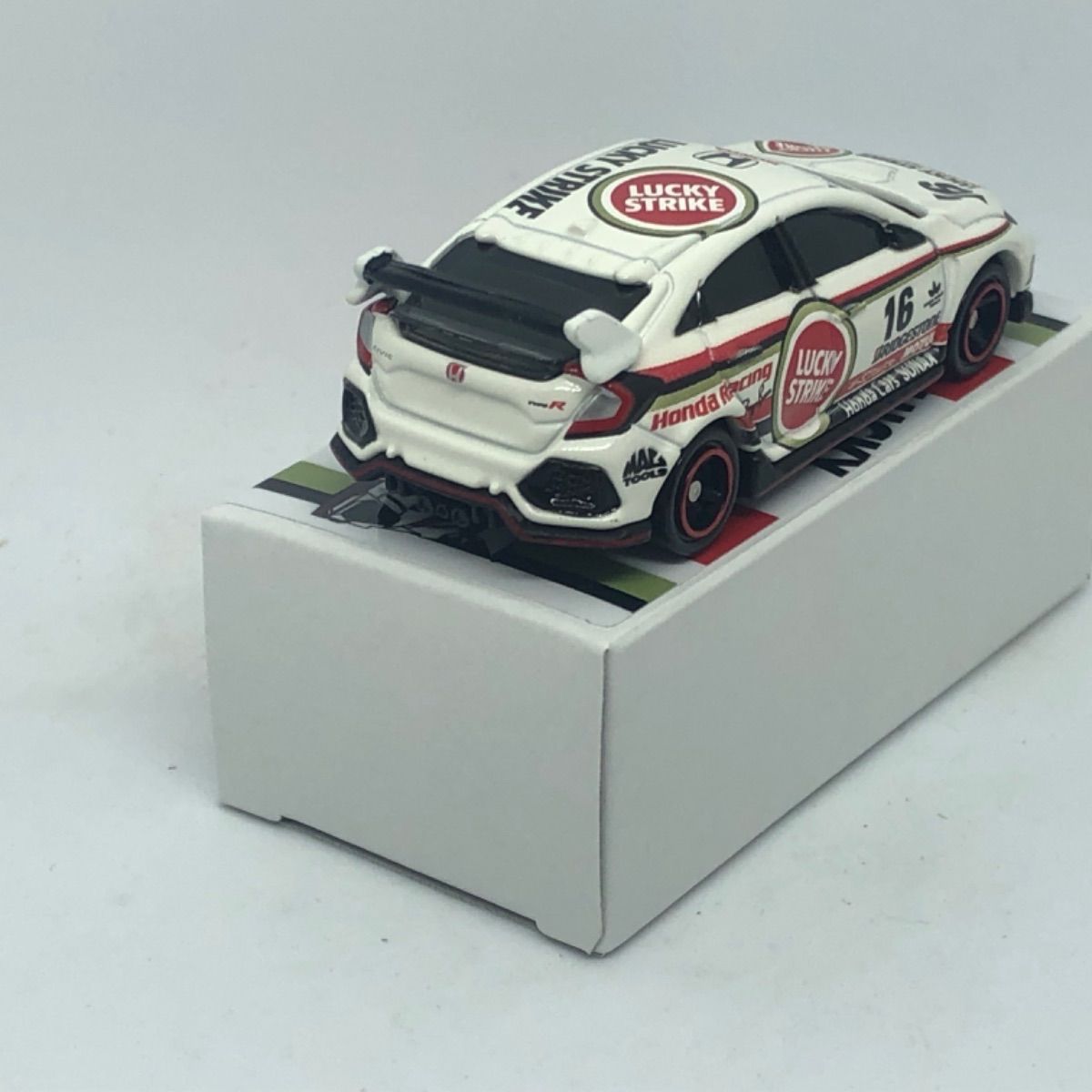 お得大特価開封品　トミカ KahLA ホンダ Racing CIVIC TYPE R LUCKY STRIKE シビック タカラトミー [240022133593] 乗用車