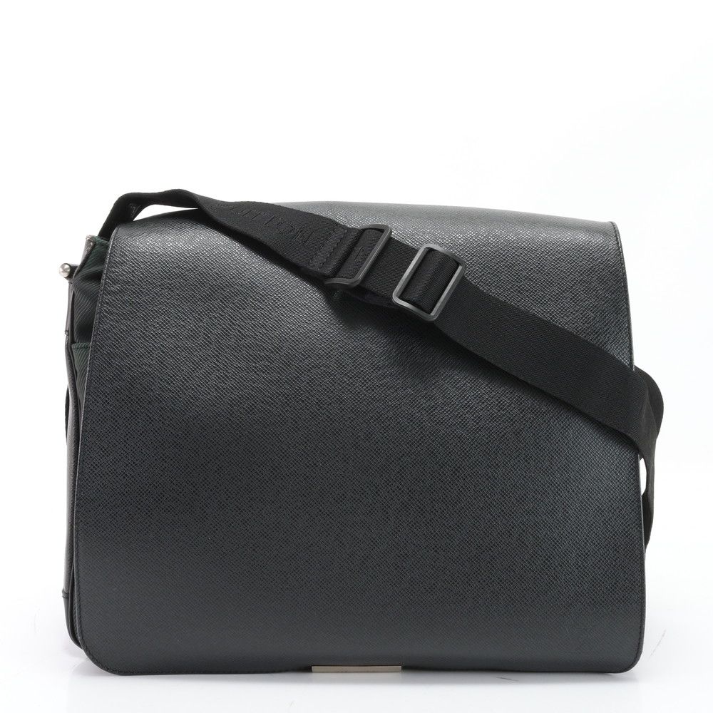 極美品 ルイヴィトン タイガ ヴィクトール M30142 レザー ショルダー  