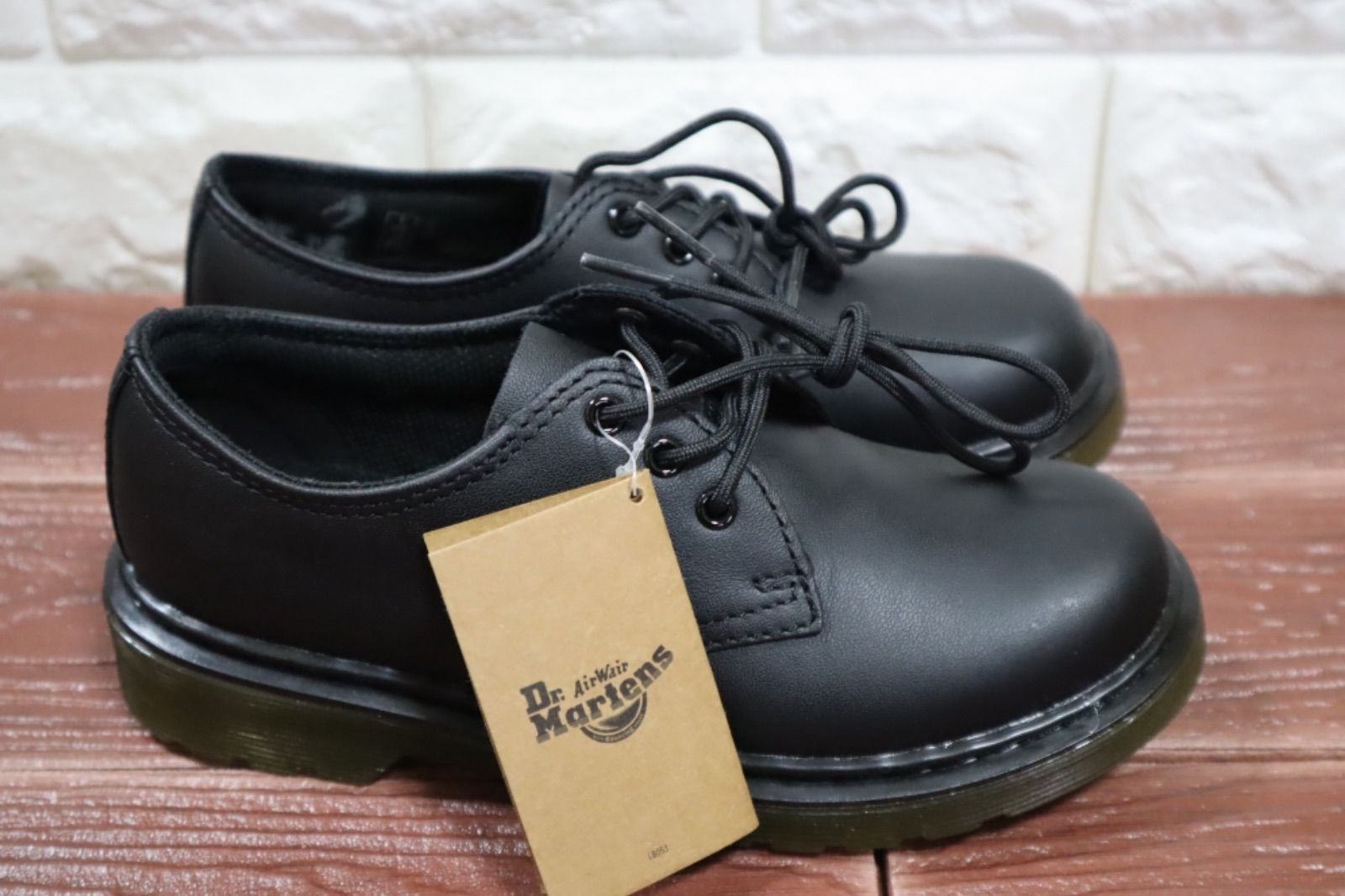 Dr.Martens ドクターマーチン JUNIOR LACESHOE 3ホール - メルカリ