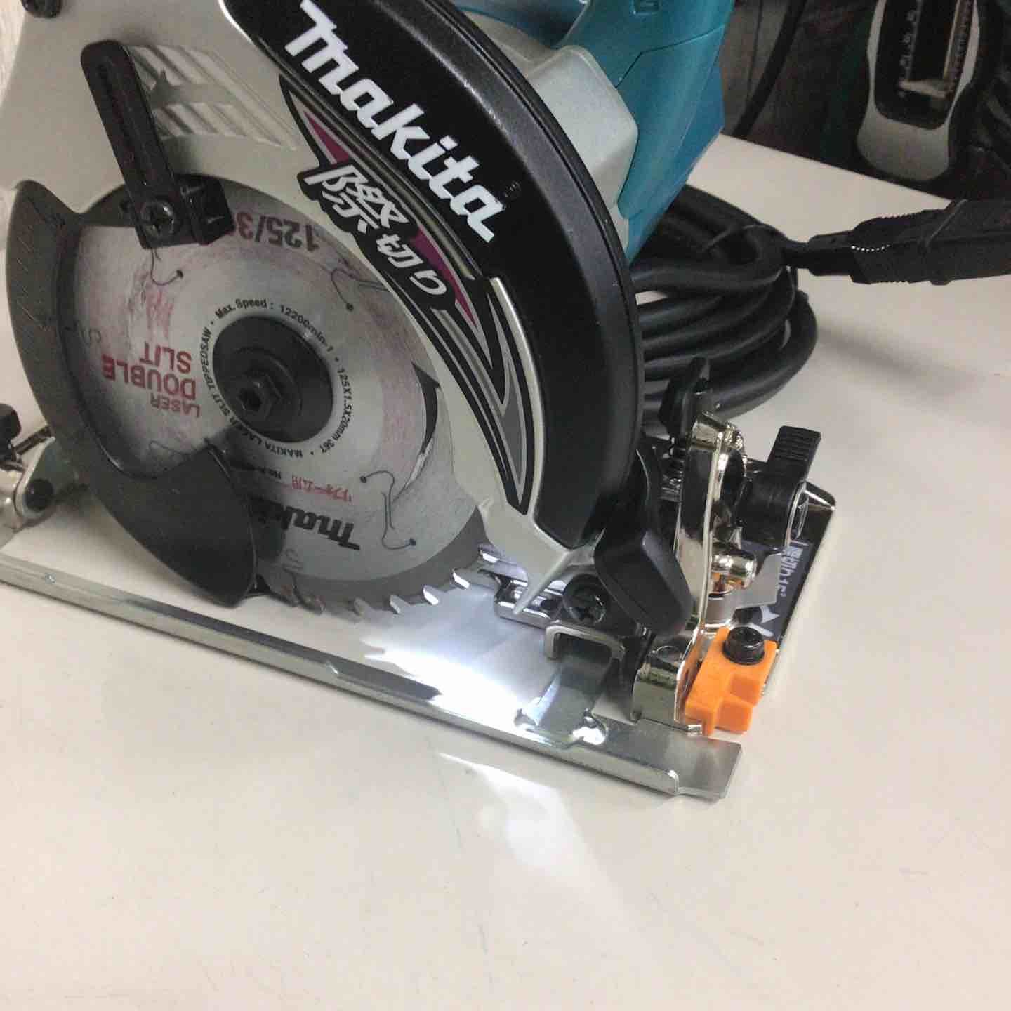 makita 内装マルノコ