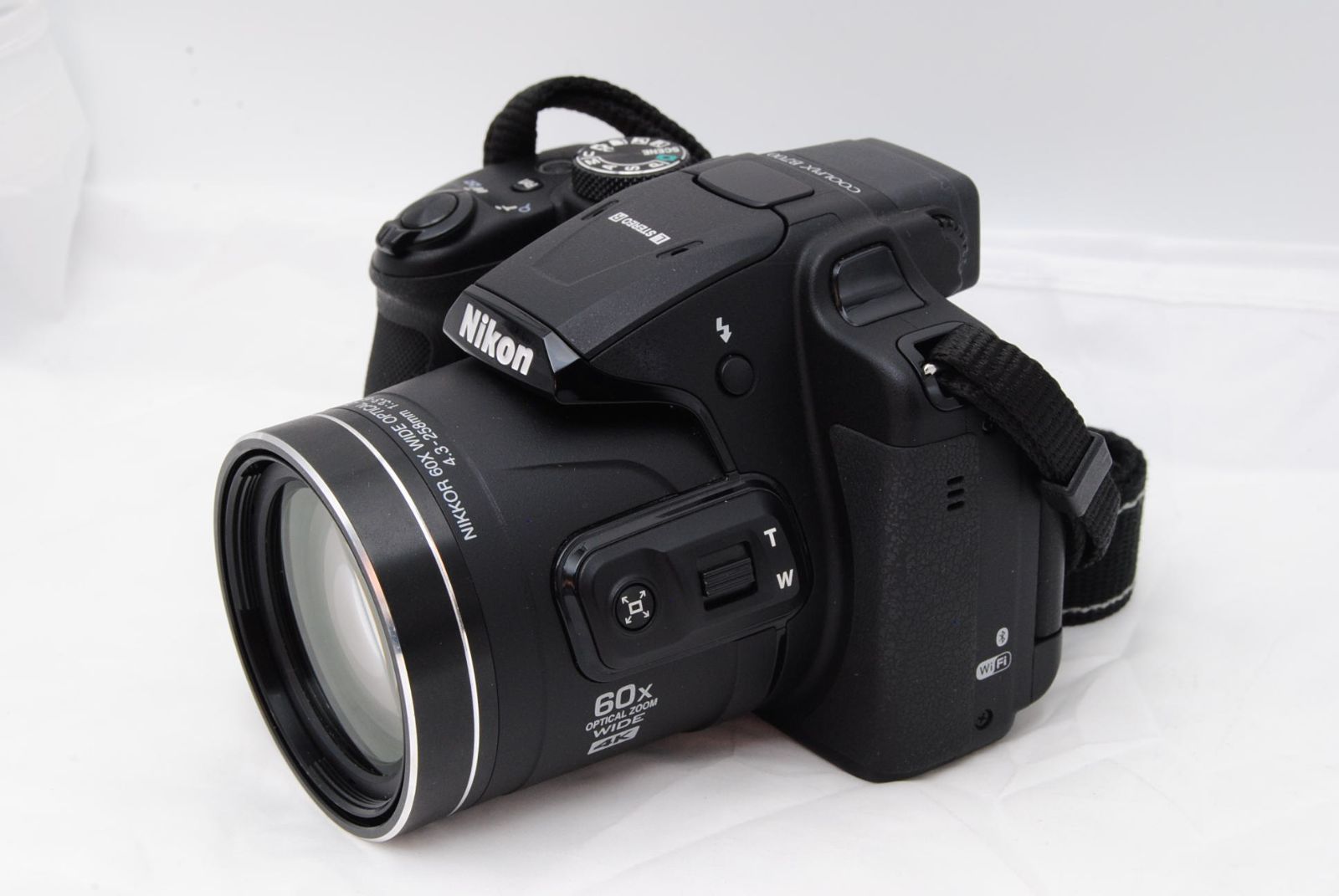 級 Nikon COOLPIX B700 デジタルカメラ 光学60倍ズーム 2029万画素 ブラック B700BK