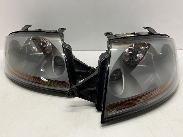 コーティングアウディTTクーぺヘッドライト左右