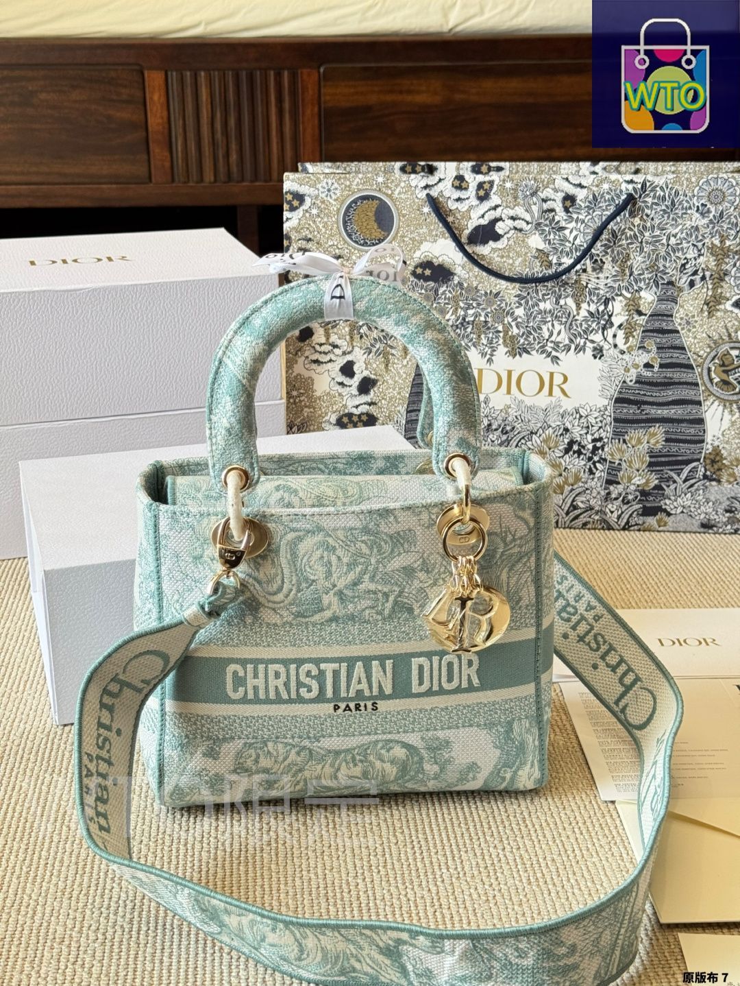 今日特価】Dior ディオール レディーD-Liteシリーズ 立体感豊か