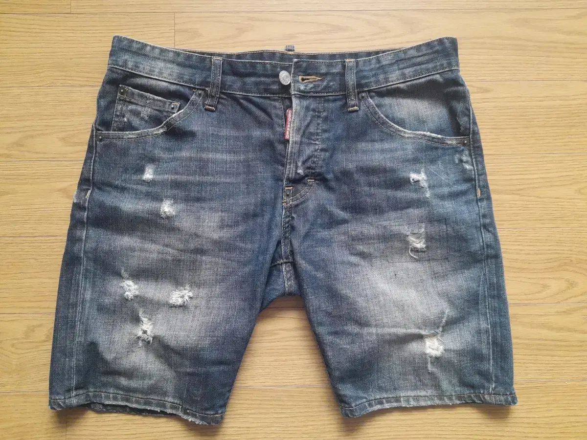 DSQUARED(ディースクエアード) 2 ハーフパンツ 32 33