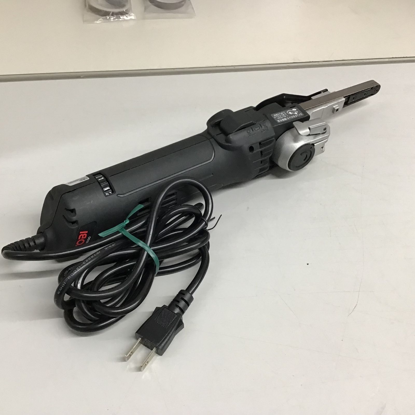 中古品●RYOBIベルトサンダーBY-1030●E●ITMZDDQU2Z7K 未使用品】☆ リョービ(RYOBI) ベルトサンダー BY-1030【戸田店