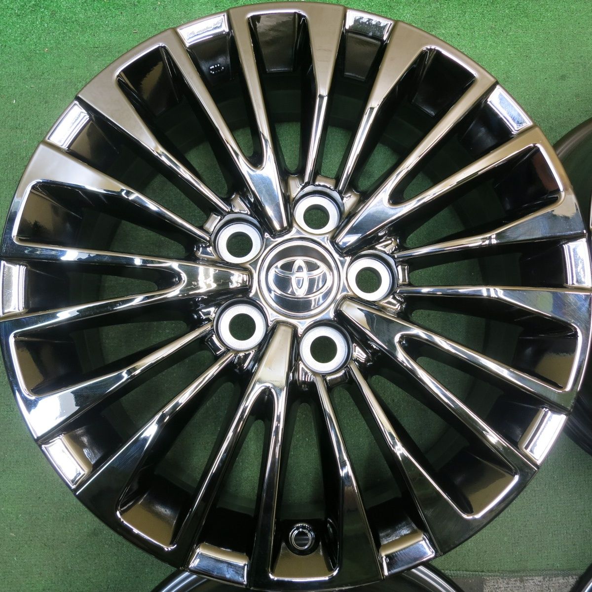 新車外し トヨタ 40系 アルファード エグゼクティブラウンジ 純正 ホイール 17インチ 17×6.5J PCD120 5H 5092505HAホ TRITUETUBI_COM
