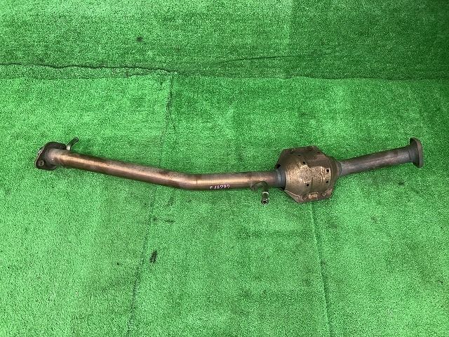 ジムニー　JB23W　フロントエキゾーストパイプ 中古中古部品 ジムニー JB23W ﾌﾛﾝﾄｴｷｿﾞｰｽﾄﾊﾟｲﾌﾟ