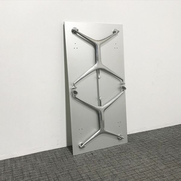 Cassina シルバー