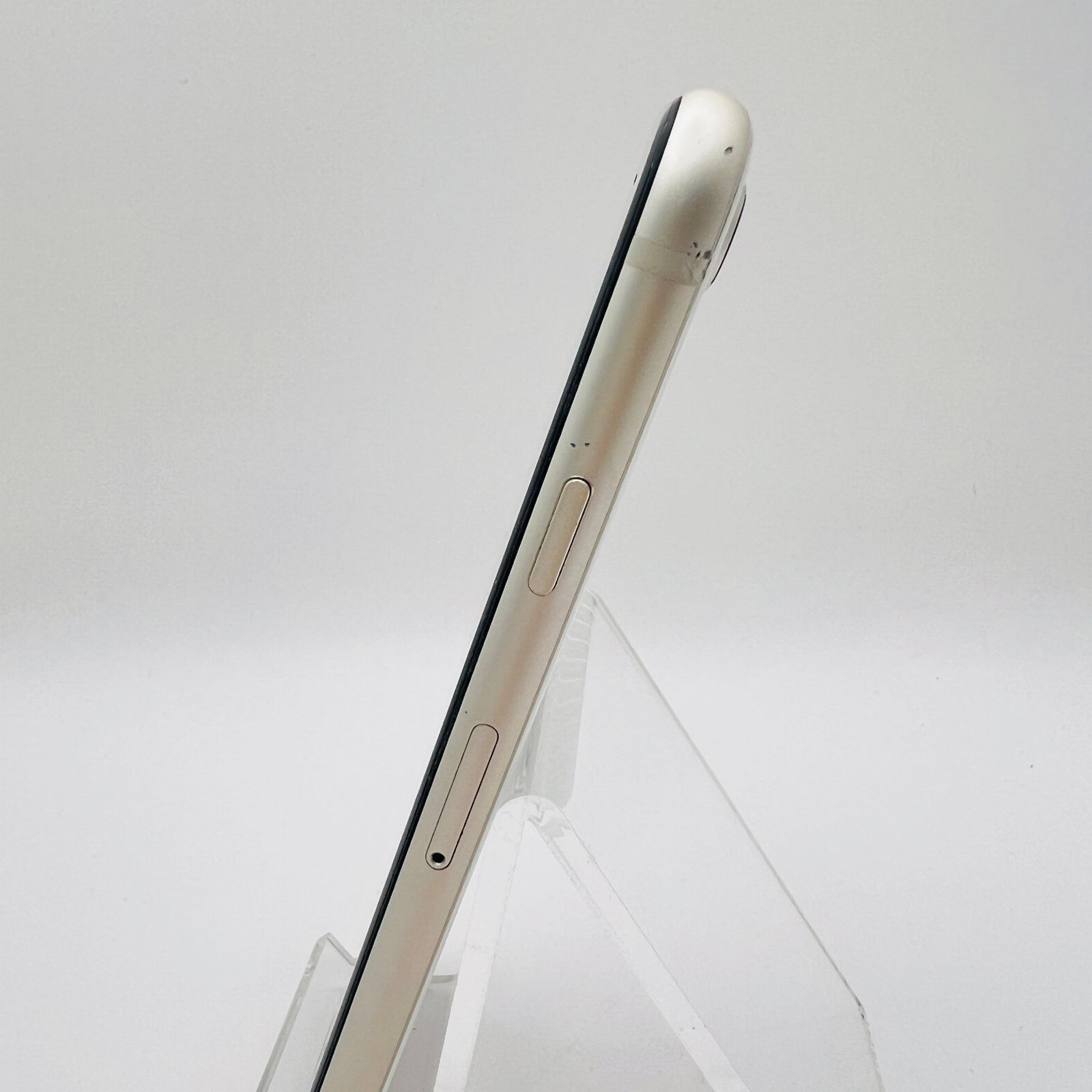 【新品・未使用】Apple iPhoneSE64GBスターライトSoftBank ソフトバンク iPhone SE3 64GB MMYD3J/A スターライト SIMロック