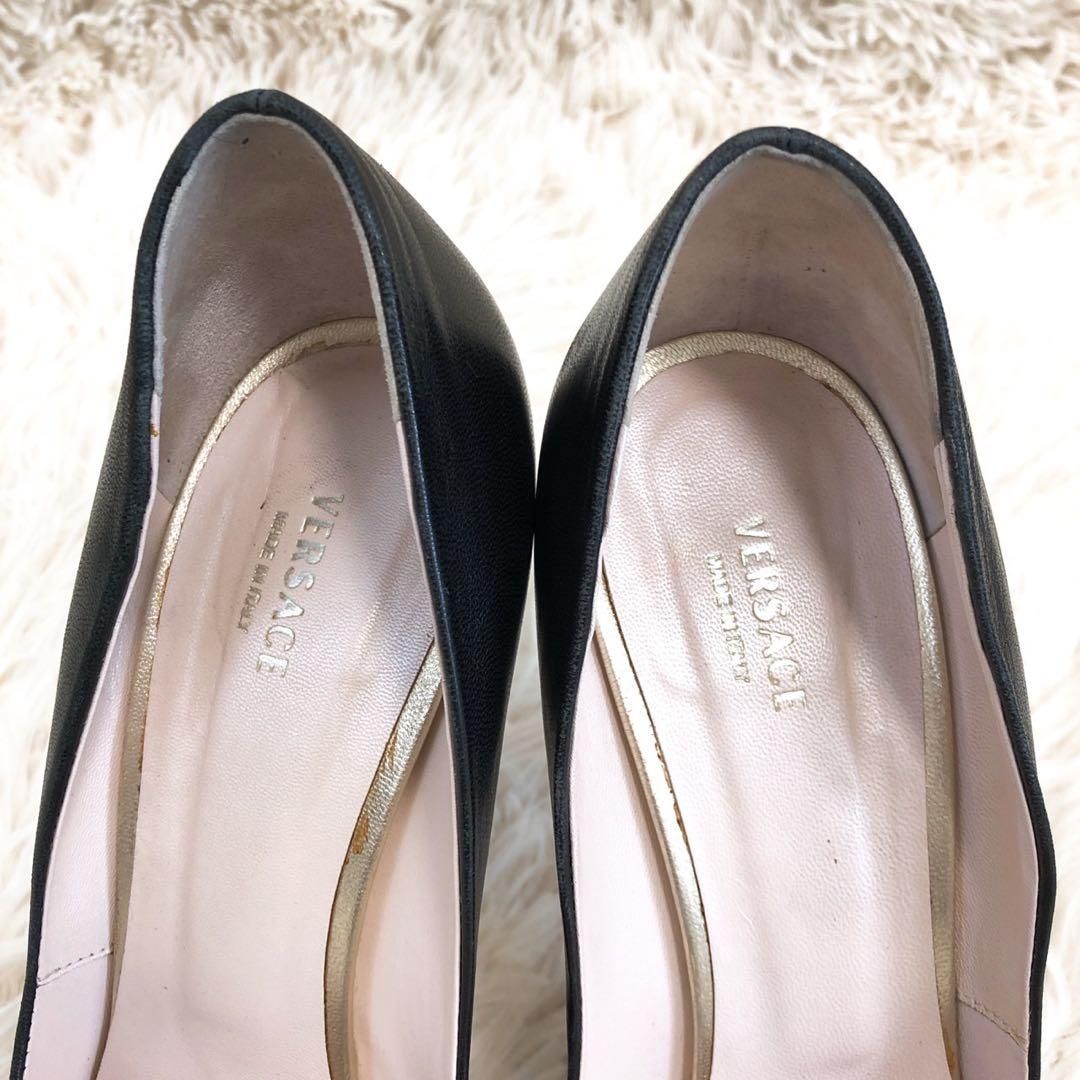 ヴェルサーチェ パンプス