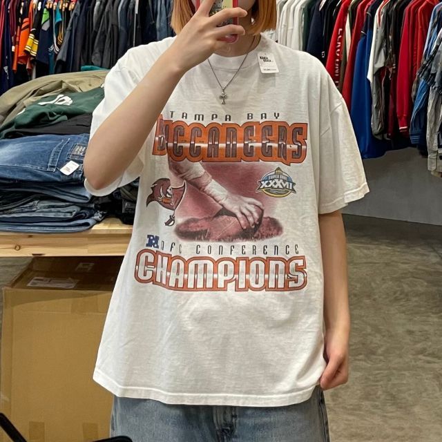 【NFL Buccaneers/バッカニアーズ】チームTシャツ
