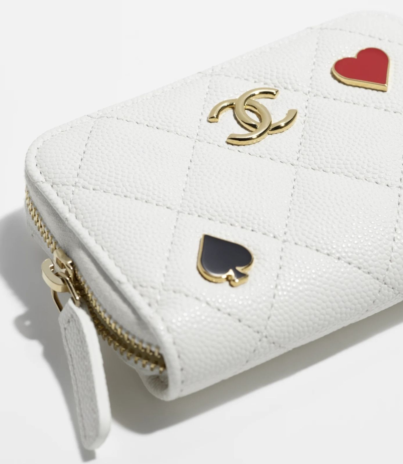 23CC ハート♥️スペードが可愛い♪ CHANEL ジップ コインパース 