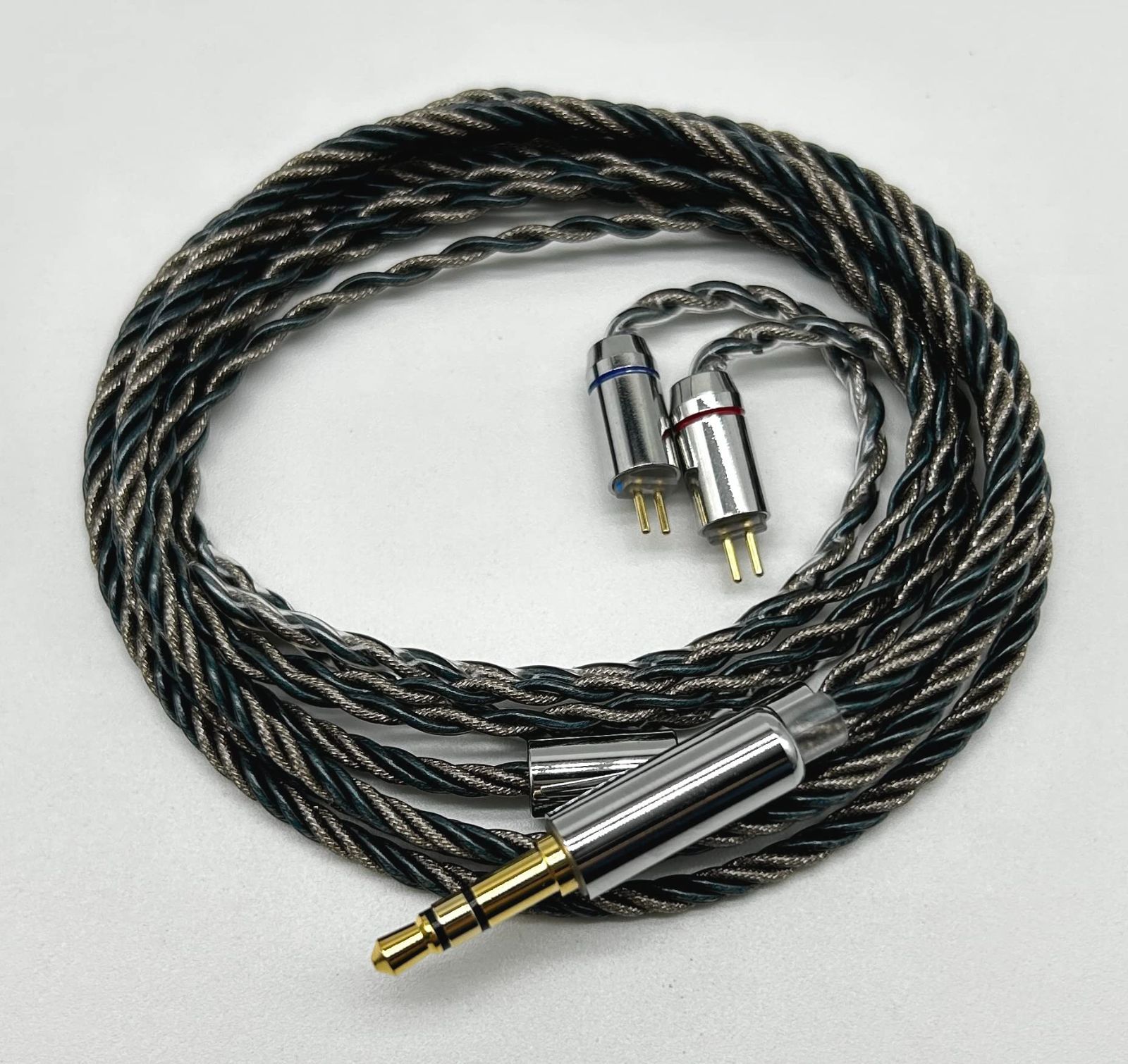 人気商品】【JSHiFi-Vampire】2pin3.5mmリケーブル銀箔糸と銅